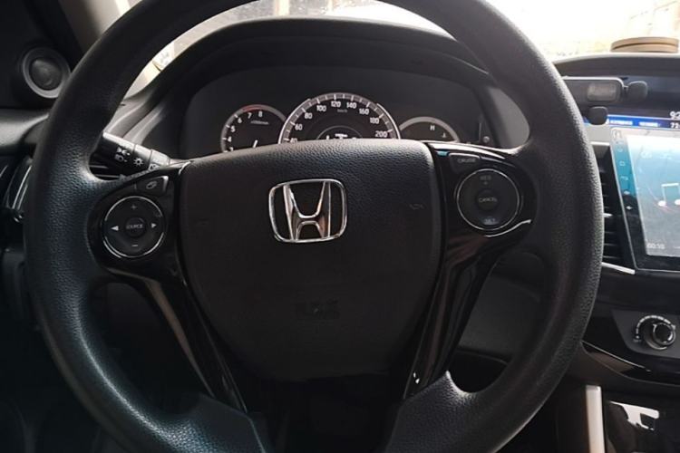 Used Honda Accord 2016 2.0L Comfort Edition Steering Wheel