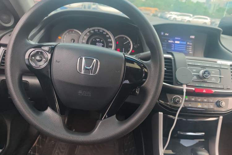 Used Honda Accord 2016 2.0L Comfort Edition Steering Wheel