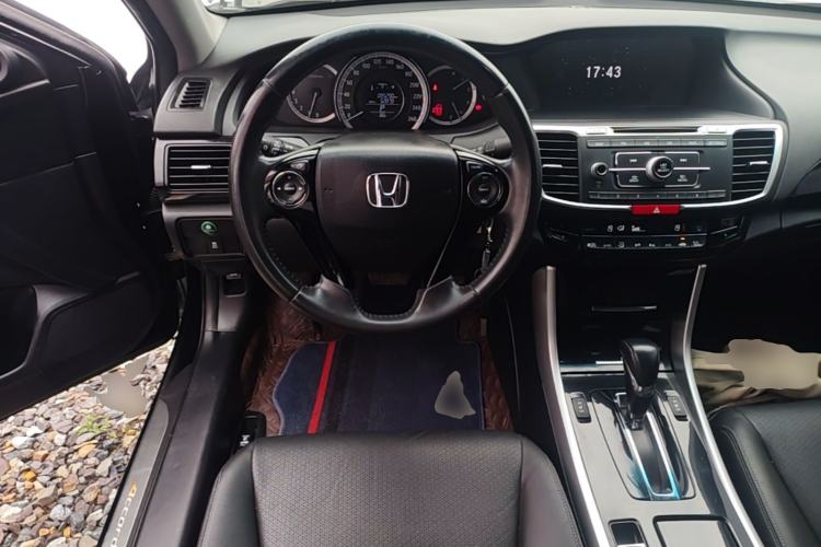 Used Honda Accord 2016 2.0L Luxury Edition Steering Wheel