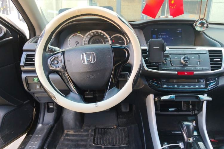 Used Honda Accord 2016 2.0L Elite Edition Steering Wheel