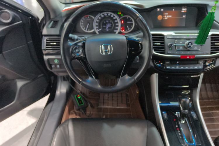 Used Honda Accord 2016 2.0L Elite Edition Steering Wheel
