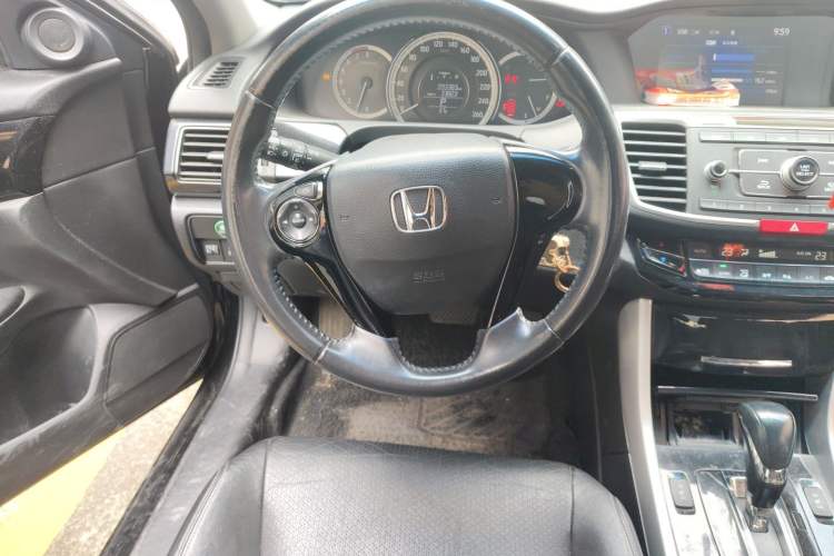 Used Honda Accord 2016 2.0L Elite Edition Steering Wheel