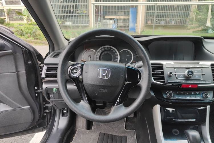 Used Honda Accord 2016 2.0L Comfort Edition Steering Wheel