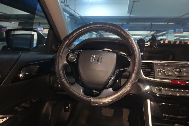 Used Honda Accord 2016 2.0L Comfort Edition Steering Wheel