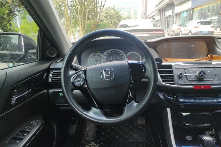 Used Honda Accord 2016 2.0L Elite Edition Steering Wheel