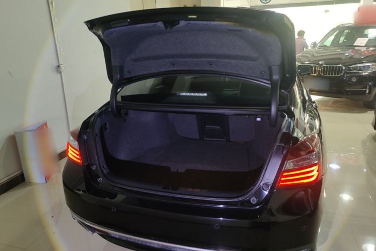 Used Honda Accord 2016 2.0L Elite Edition Trunk