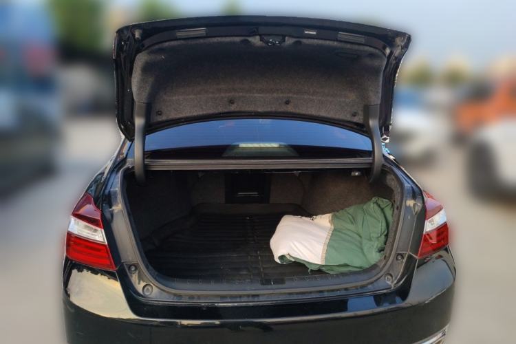 Used Honda Accord 2016 2.0L Elite Edition Trunk