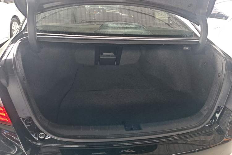 Used Honda Accord 2016 2.4L Luxury Edition Trunk