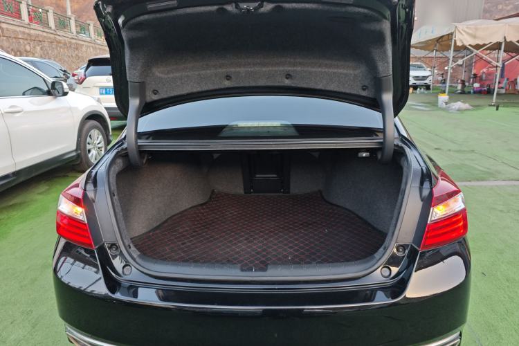 Used Honda Accord 2016 2.0L Comfort Edition Trunk