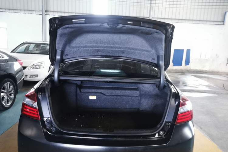 Used Honda Accord 2016 Hybrid 2.0L Sharp Edition Trunk