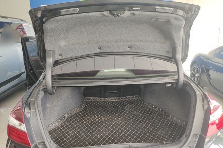 Used Honda Accord 2016 2.0L Comfort Edition Trunk