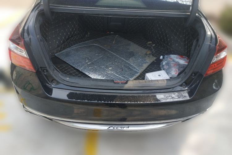 Used Honda Accord 2016 2.0L Comfort Edition Trunk