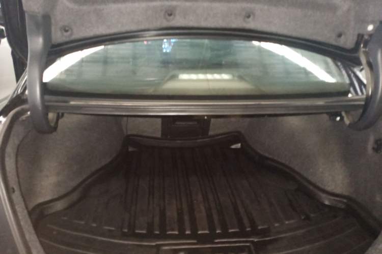 Used Honda Accord 2016 2.0L Comfort Edition Trunk