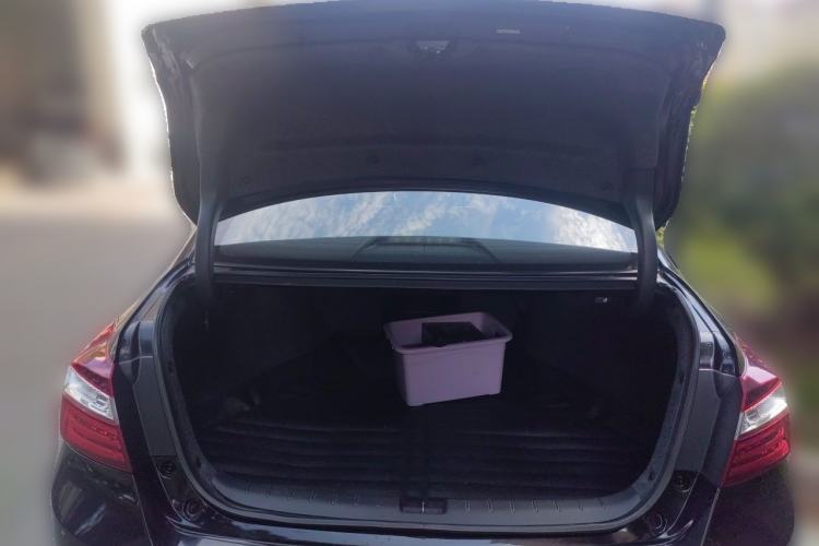 Used Honda Accord 2016 2.0L Comfort Edition Trunk