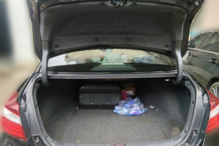Used Honda Accord 2016 2.0L Comfort Edition Trunk