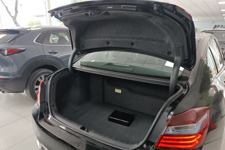 Used Honda Accord 2016 Hybrid 2.0L Sharp Edition Trunk