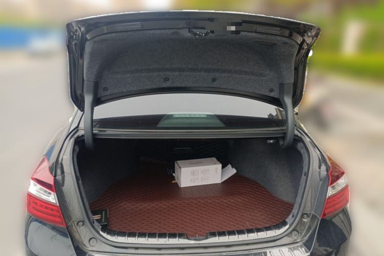 Used Honda Accord 2016 2.0L Comfort Edition Trunk