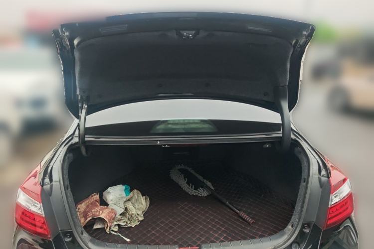 Used Honda Accord 2016 2.0L Comfort Edition Trunk