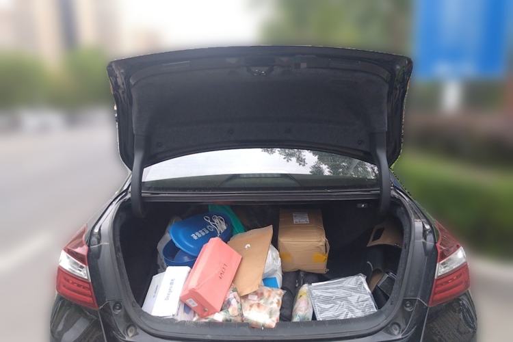 Used Honda Accord 2016 2.0L Comfort Edition Trunk