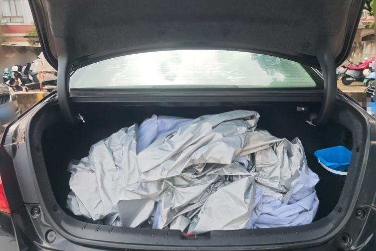 Used Honda Accord 2016 2.0L Comfort Edition Trunk