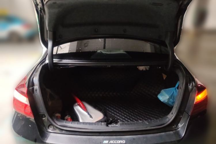 Used Honda Accord 2016 2.0L Comfort Edition Trunk