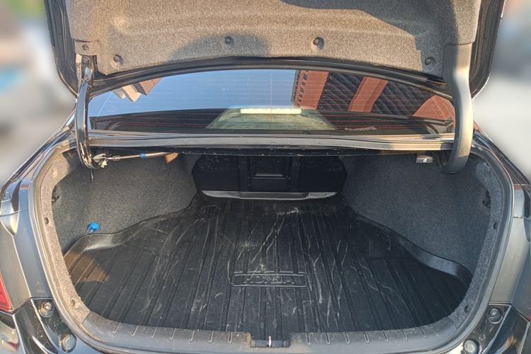 Used Honda Accord 2016 2.0L Comfort Edition Trunk