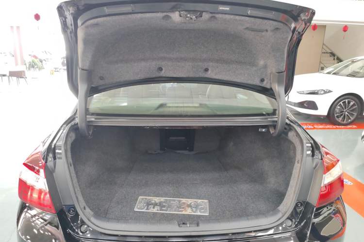 Used Honda Accord 2016 2.0L Elite Edition Trunk