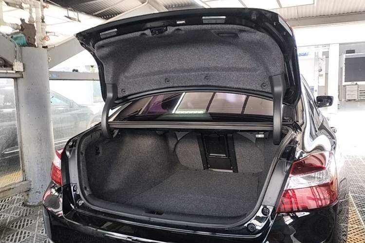 Used Honda Accord 2016 2.0L Elite Edition Trunk