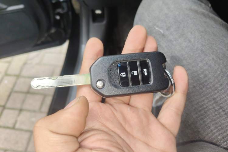 Used Honda Accord 2016 2.0L Comfort Edition Vehicle Key