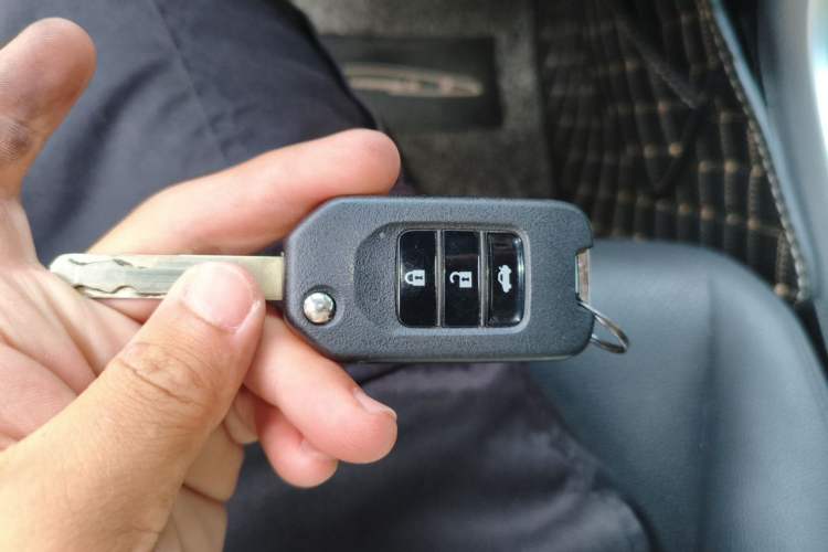 Used Honda Accord 2016 2.0L Comfort Edition Vehicle Key