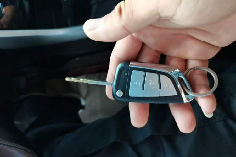 Used Honda Accord 2016 2.0L Comfort Edition Vehicle Key