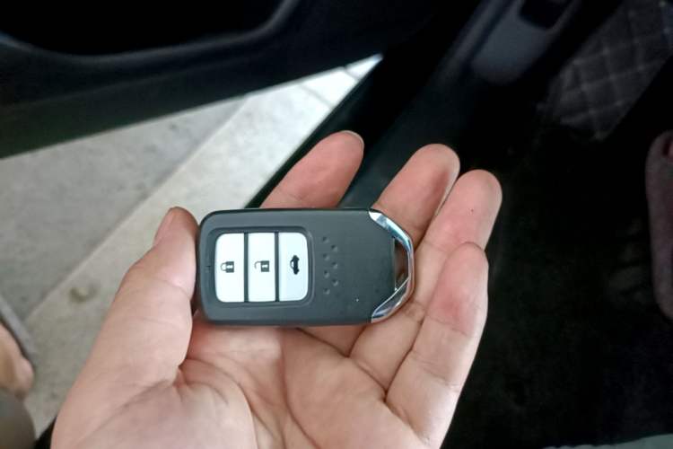 Used Honda Accord 2016 2.0L Comfort Edition Vehicle Key