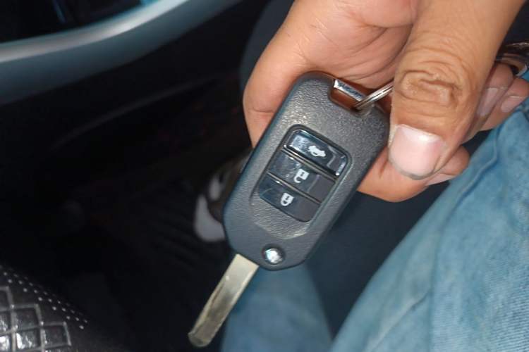 Used Honda Accord 2016 2.0L Comfort Edition Vehicle Key
