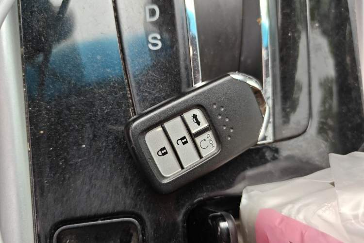 Used Honda Accord 2016 2.4L Luxury Edition Vehicle Key