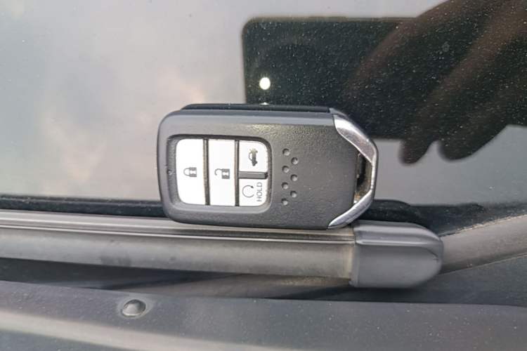 Used Honda Accord 2016 Hybrid 2.0L Sharp Edition Vehicle Key