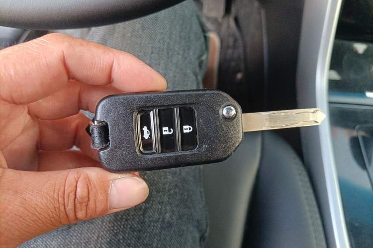 Used Honda Accord 2016 2.0L Comfort Edition Vehicle Key
