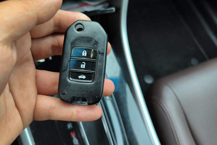 Used Honda Accord 2016 2.0L Comfort Edition Vehicle Key