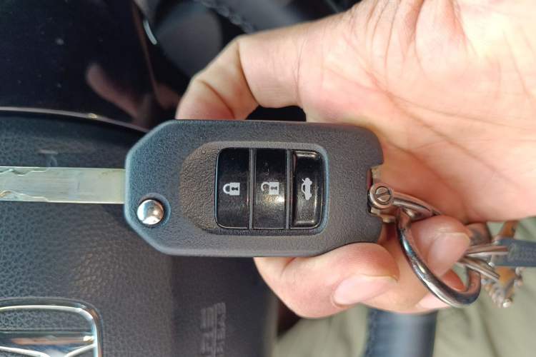 Used Honda Accord 2016 2.0L Comfort Edition Vehicle Key