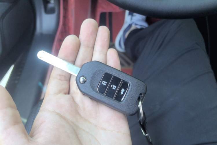 Used Honda Accord 2016 2.0L Comfort Edition Vehicle Key