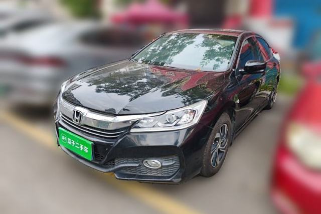 Używany Honda Accord 2016 2.0L Comfort Edition
