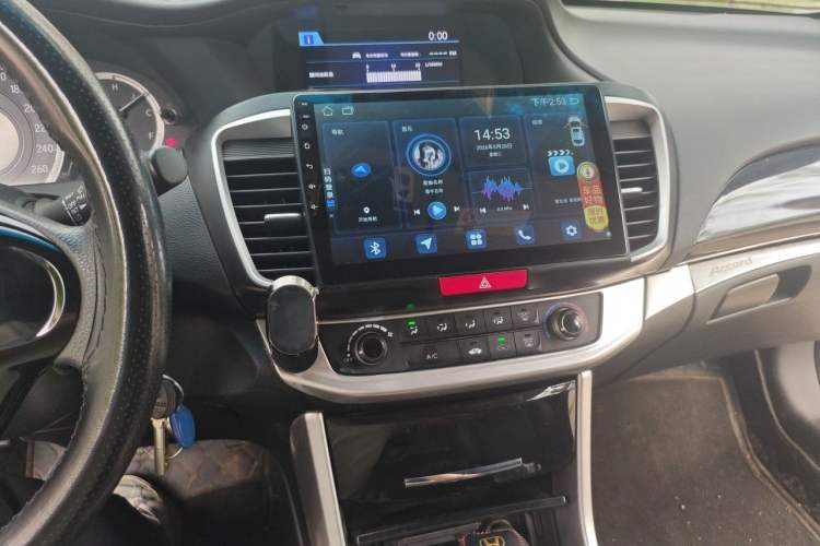 Used Honda Accord 2016 2.0L Comfort Edition Audio And AC Panel