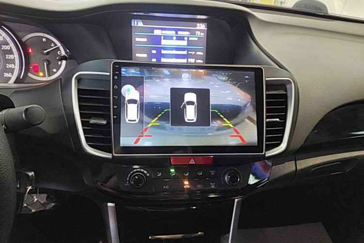 Used Honda Accord 2016 2.0L Comfort Edition Audio And AC Panel