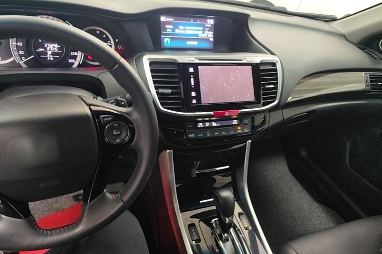 Used Honda Accord 2016 2.4L Luxury Edition Center Console