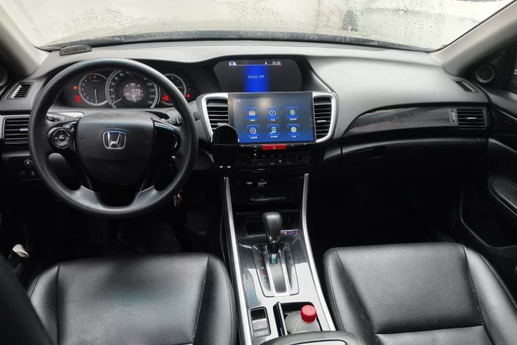Used Honda Accord 2016 2.0L Comfort Edition Center Console
