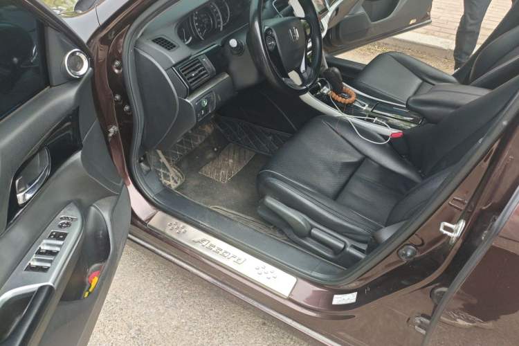 Used Honda Accord 2016 2.0L Comfort Edition Driver Seat