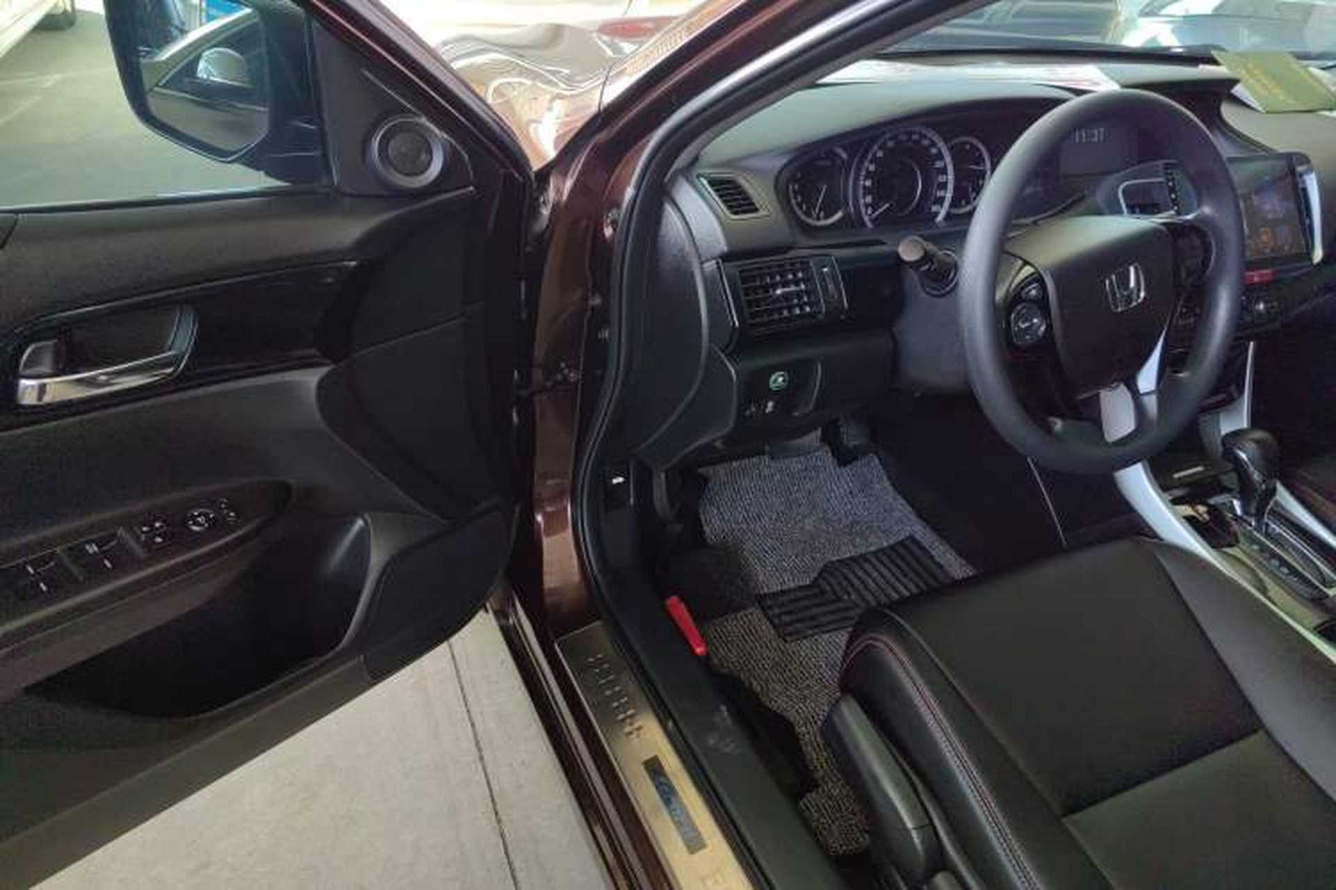 Used Honda Accord 2016 2.0L Comfort Edition Driver Seat