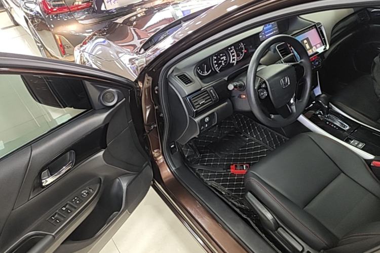 Used Honda Accord 2016 2.0L Comfort Edition Driver Seat