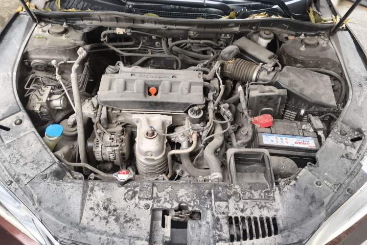 Used Honda Accord 2016 2.0L Comfort Edition Engine Bay