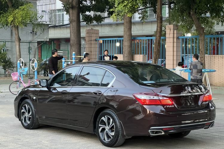 Used Honda Accord 2016 2.0L Elite Edition Exterior 2
