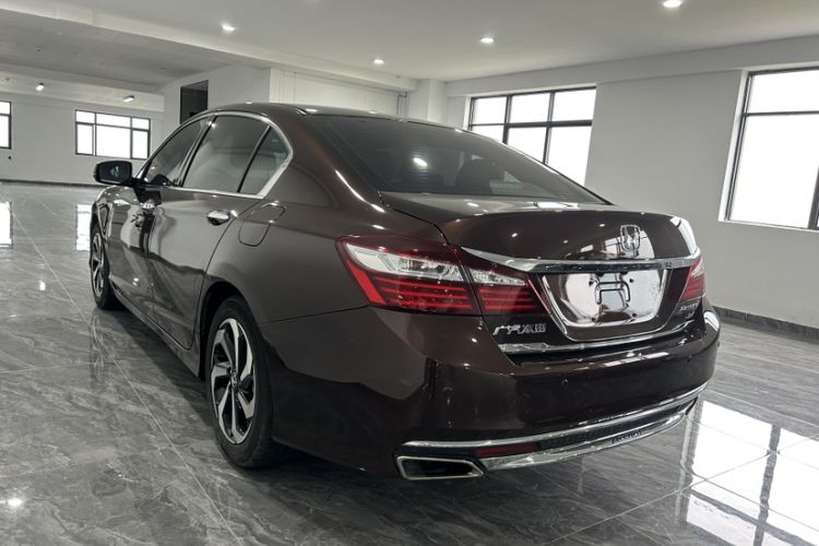 Used Honda Accord 2016 2.4L Luxury Edition Exterior 3